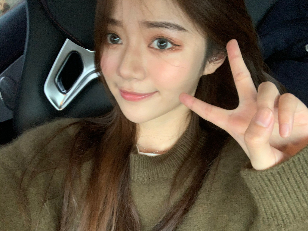 网红美女模特陈佳楠迷人写真美照欣赏