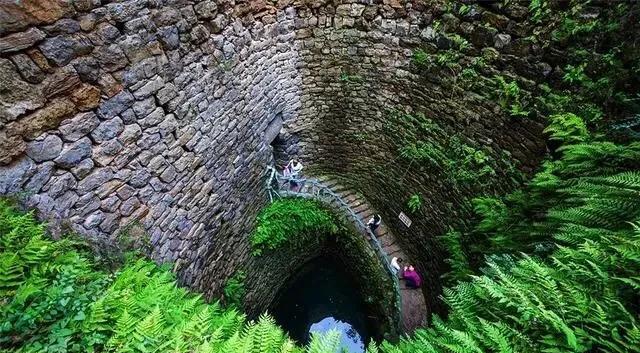 山东新泰的螺旋井让你体验真正的坐井观天看不一样的世界