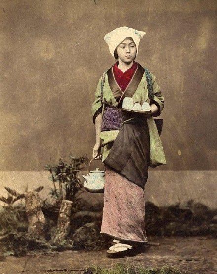 日本和服美女老照片,发明和服竟然是为了遮盖日本女人的一个缺点