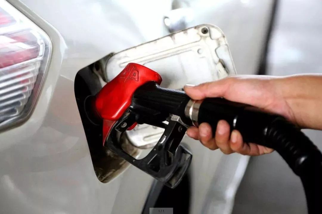 加满油不仅费钱还伤车？谬论！