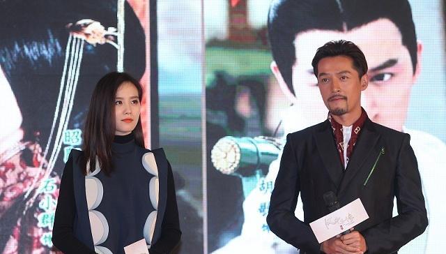 首先要有的就是电影资源,但是胡歌没有电影资源,相比起范冰冰,赵薇