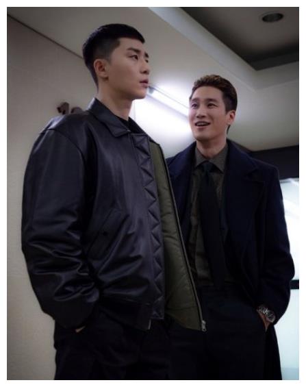 《梨泰院class》张根源下线,朴世路的复仇之路才刚刚开始