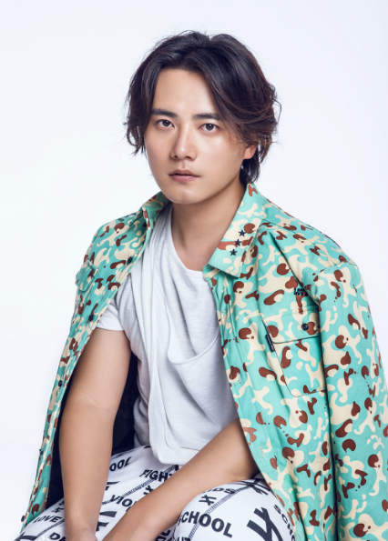 7/ 8宾俊杰,出生于湖南省株洲市,中国内地男歌手.