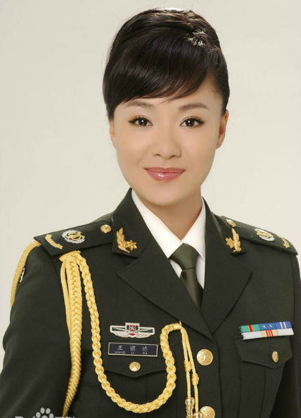 2/ 8马可,出生于湖南省株洲市,中国内地男歌手,影视演员,主持人.