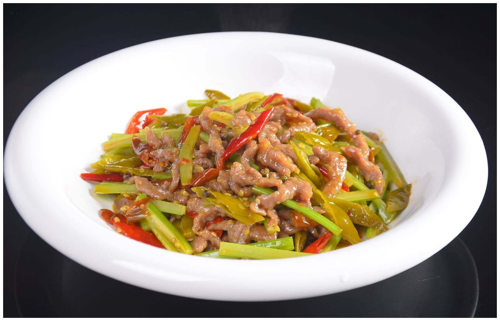 怎样把泡椒牛肉做得鲜嫩入味?这才是过年最好的下饭菜!__财经头条