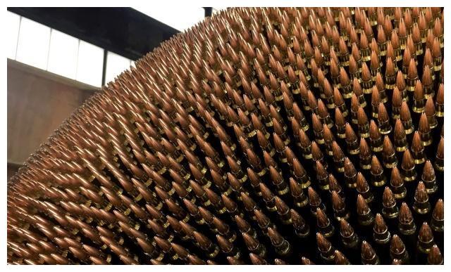 仓库里子弹堆积如山,子弹很便宜吗?为何宁可过期销毁也不卖掉?