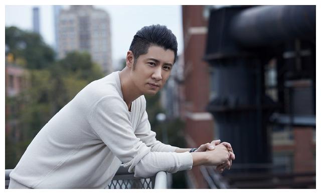 看来人红了之后关注度也就上升了,希望任重可以多演一些好的电视剧