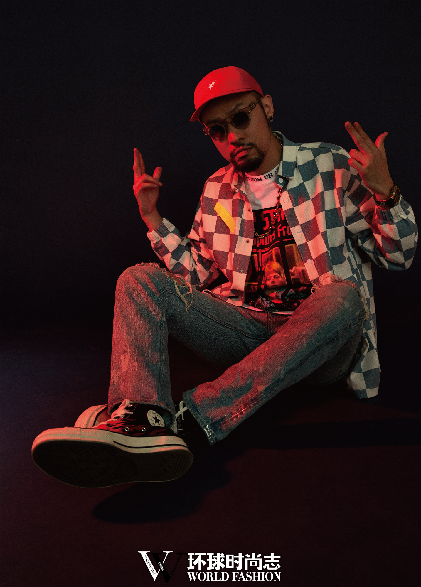 mchotdog热狗最新杂志大展时尚表现力"废欲清"巡演年底引期待