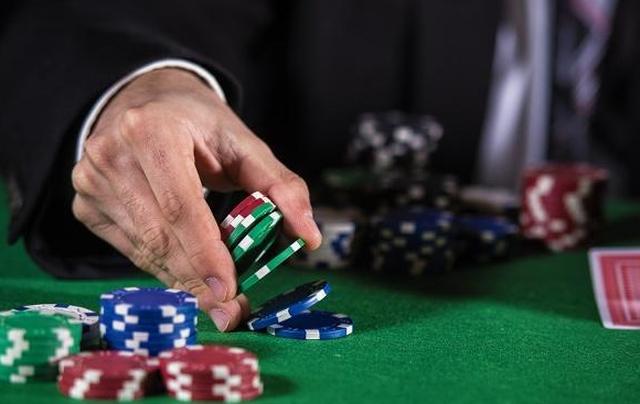 网赌里输钱的人,都有这三种心理,不是侥幸和上头!