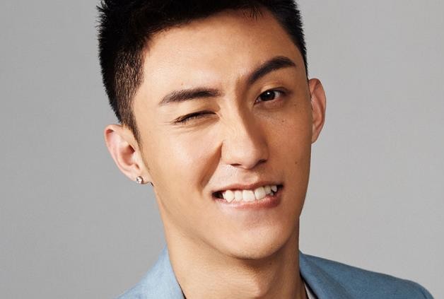 5位有虎牙的明星, 刘昊然最阳光, 最后一位电影正热映, 好评如潮