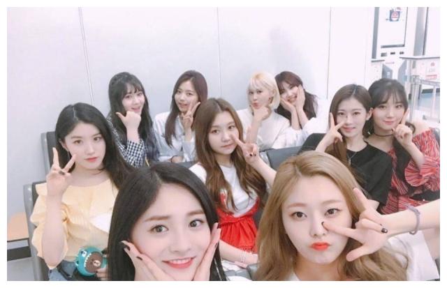 pristin前队员朴诗妍在去年退出组合,当时网友