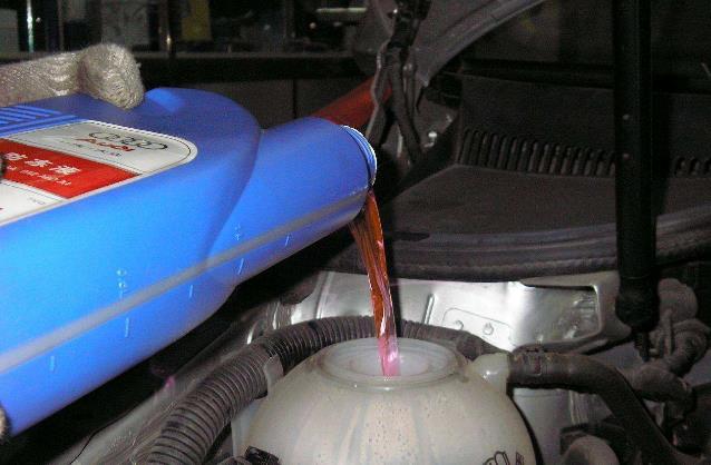 防冻液多久换一次