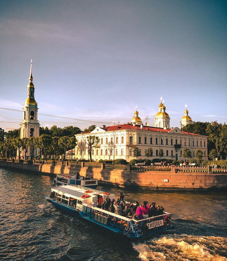 北纬60度的水城您见过吗俄罗斯的北方威尼斯令人心醉