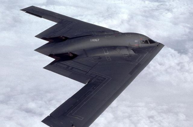 b2隐形轰炸机很神秘,要想将其击落,满足条件的全球仅两个国家