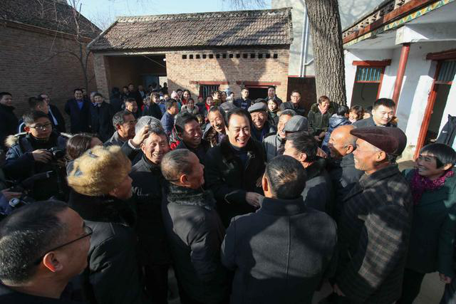 菜单简单回乡之旅不简单许家印回乡探亲再捐65亿回馈桑梓