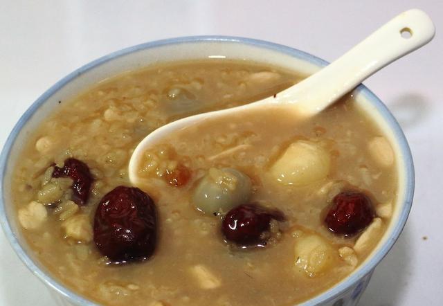 2款美味汤粥药膳,家有贫血宝宝可多吃