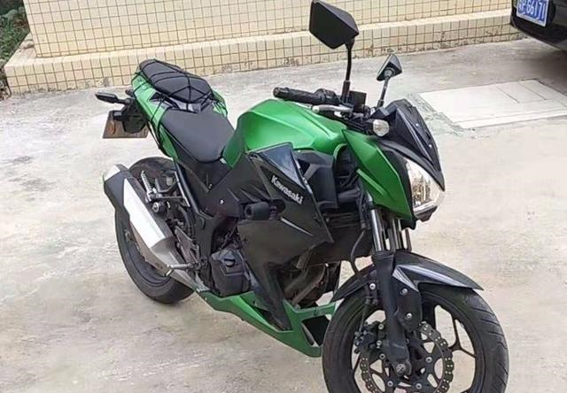 广东小伙花38万元买到川崎z250坦言花了近半年的工资