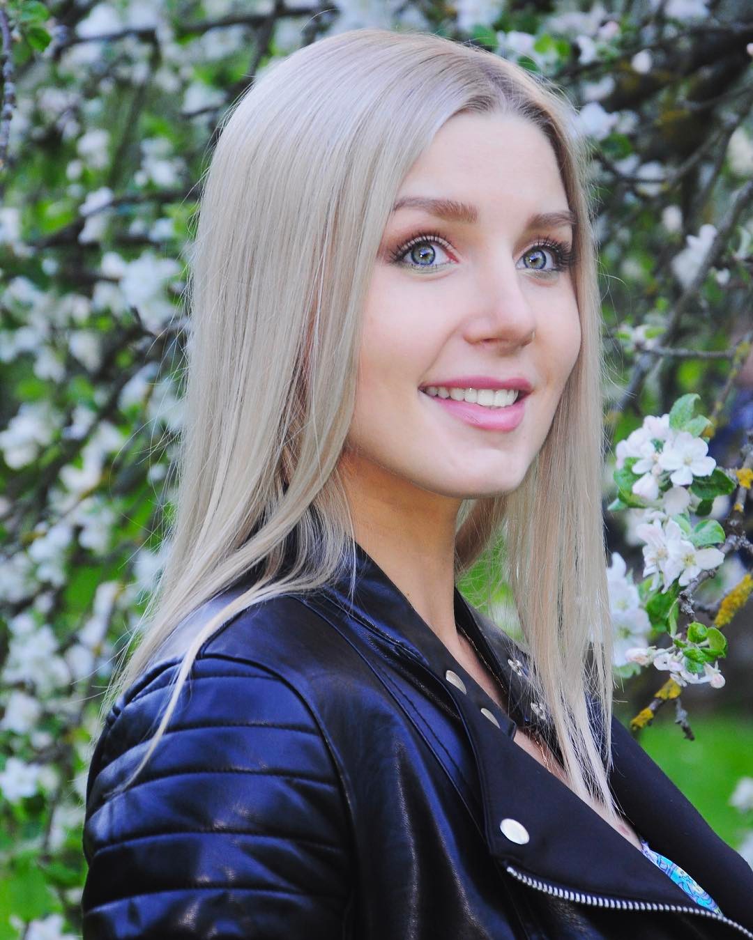 最美泰拳手伊卡翠娜台下是女神台上是杀手51再战曾晓婷