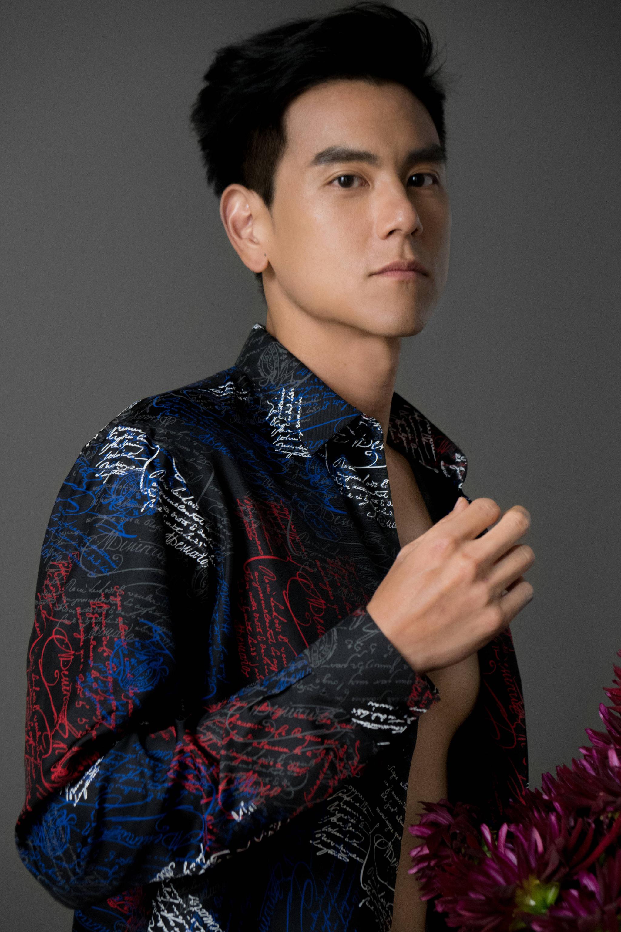 彭于晏品牌大片曝光优雅诠释绅士型格