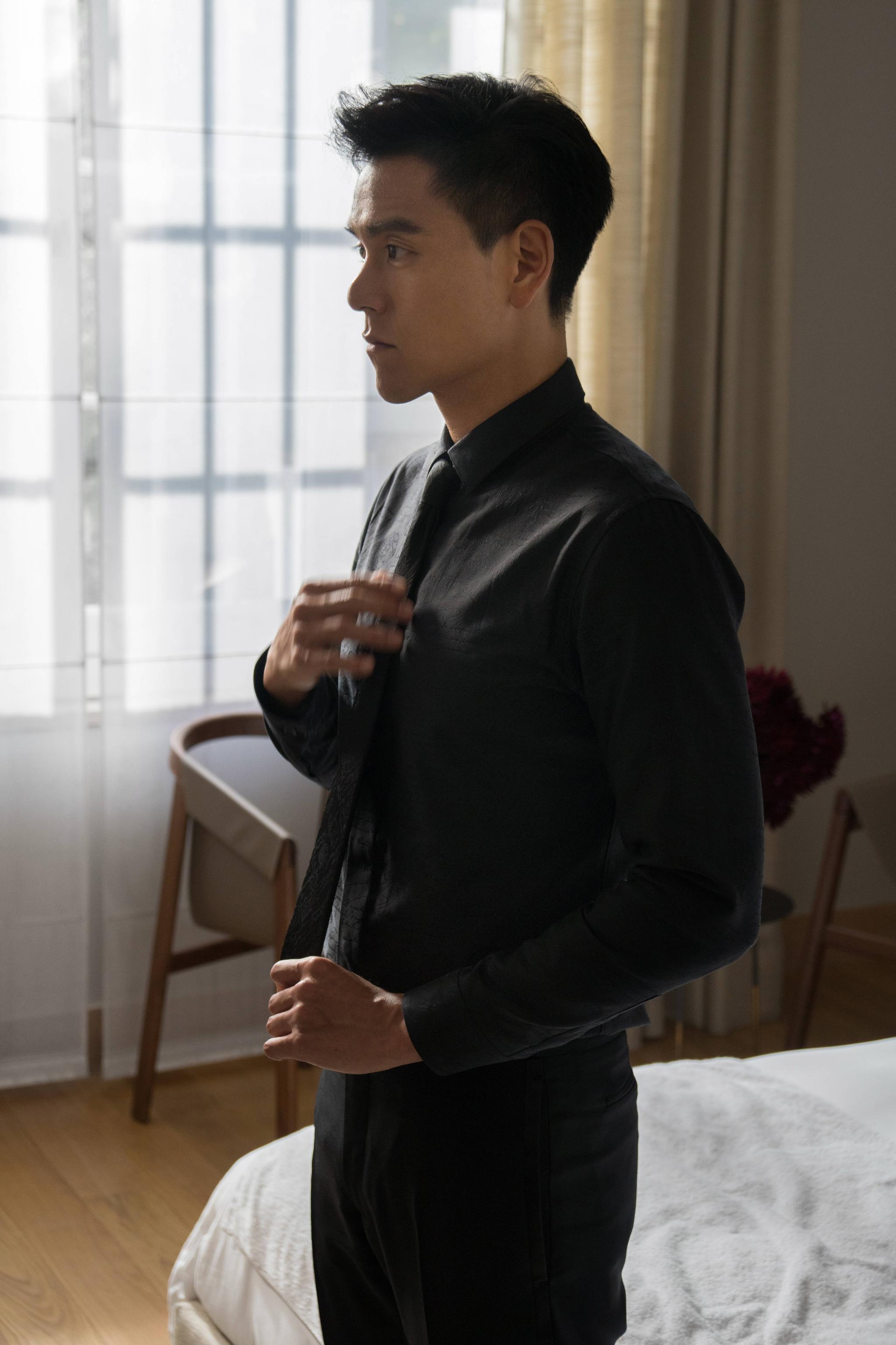 彭于晏品牌大片曝光优雅诠释绅士型格