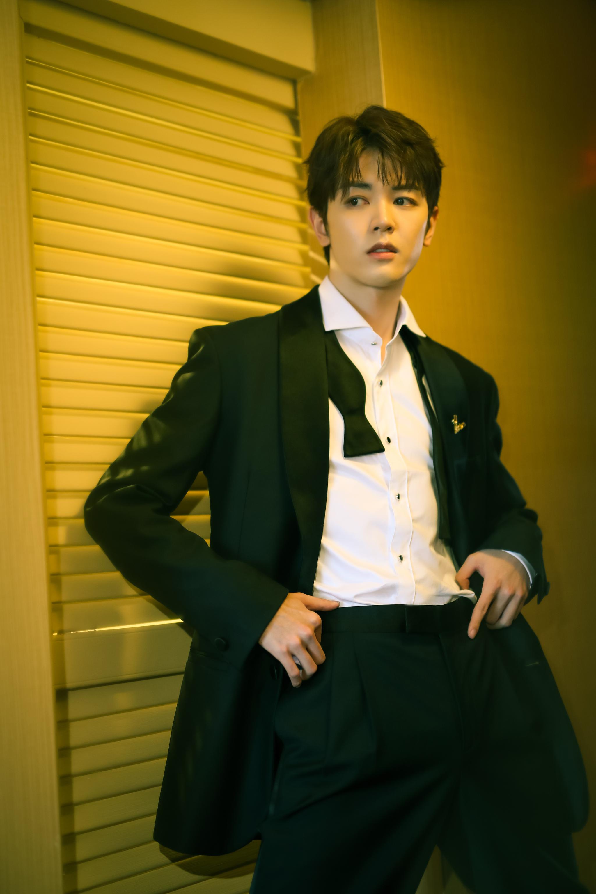 戴景耀出席fashionzoo时髦圈儿活动可绅士可青春玩转百变型格