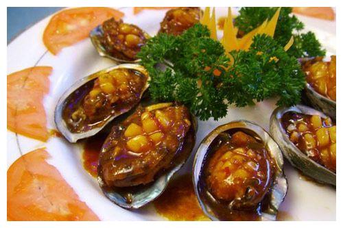 今日美食推荐:葱辣鱼,黄焖鲇鱼头,四味鲍鱼