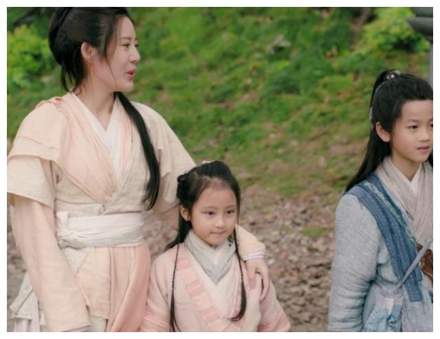 新《倚天屠龙记》张无忌杨不悔险被吃,这场戏蜻蜓点水恰到好处