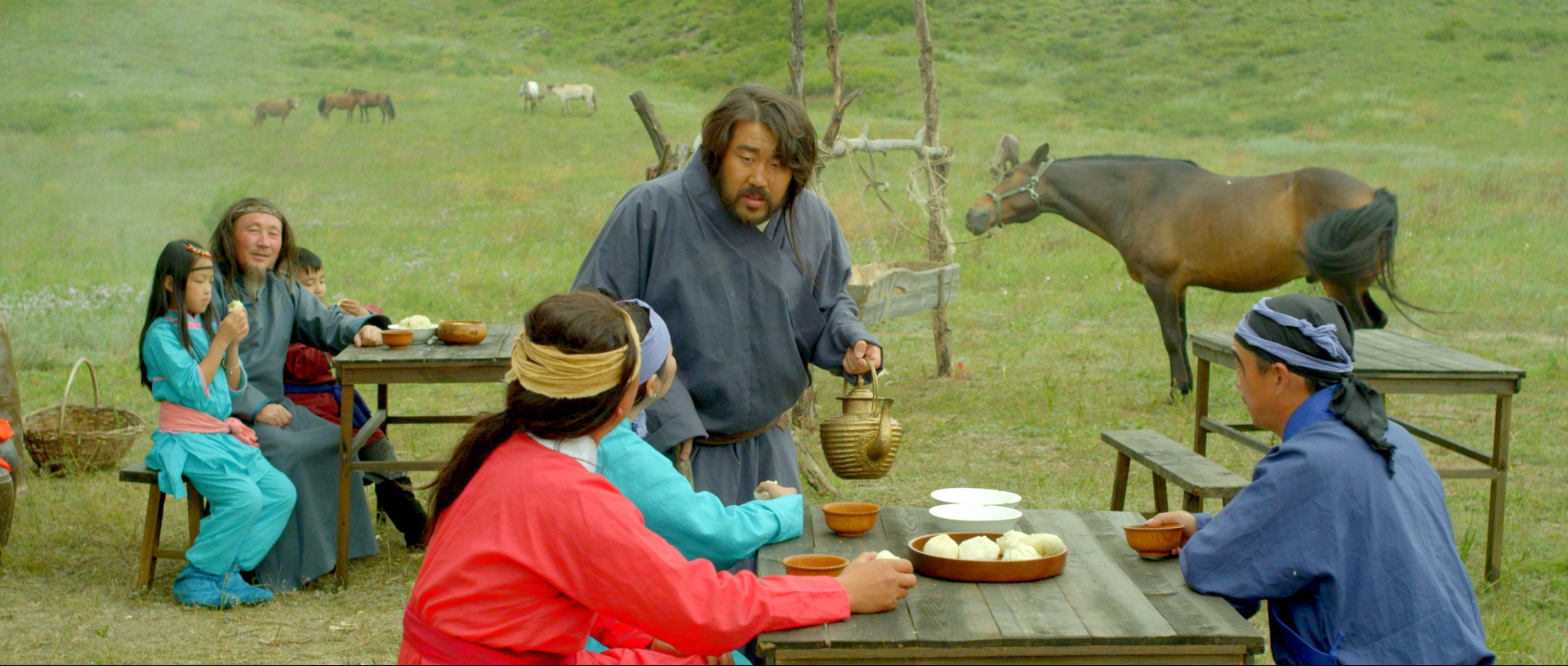 动作电影《草原深处》热映 精彩剧照欣赏_高清图集_新浪网