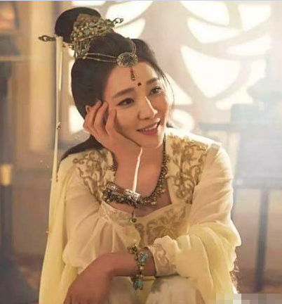 该怎么形容这个题材,或许说穿越还有科幻仿佛都能沾上边,女主角艾晴是