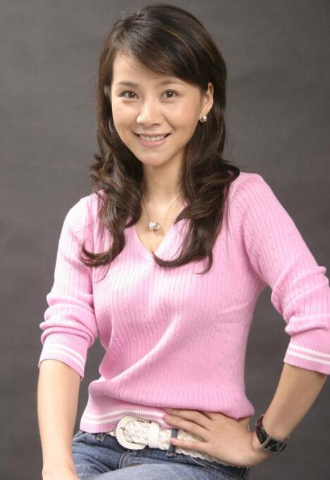 42岁何琳近照曝光保养得宜美如少女与陈坤赵薇同学