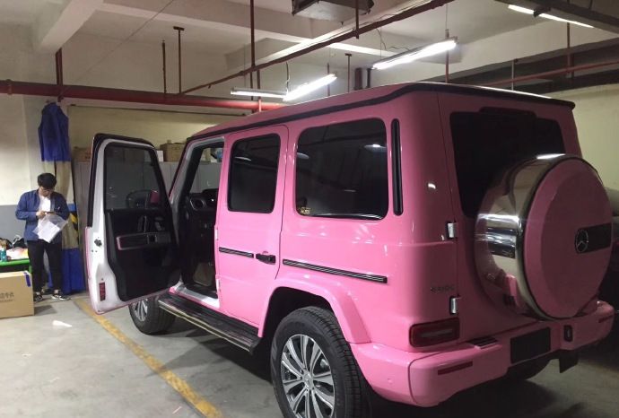 奔驰g500粉色款图片豪华和野性合二为一