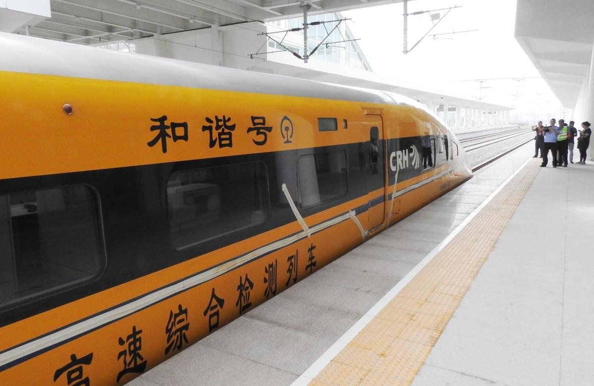 中国有钱也坐不了的高铁,列车颜色与众不同,还从来不搭载乘客!