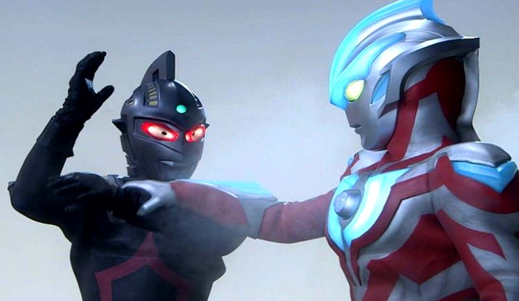 同样打败了黑暗扎基,诺亚和银河奥特曼,谁的战斗力最强?