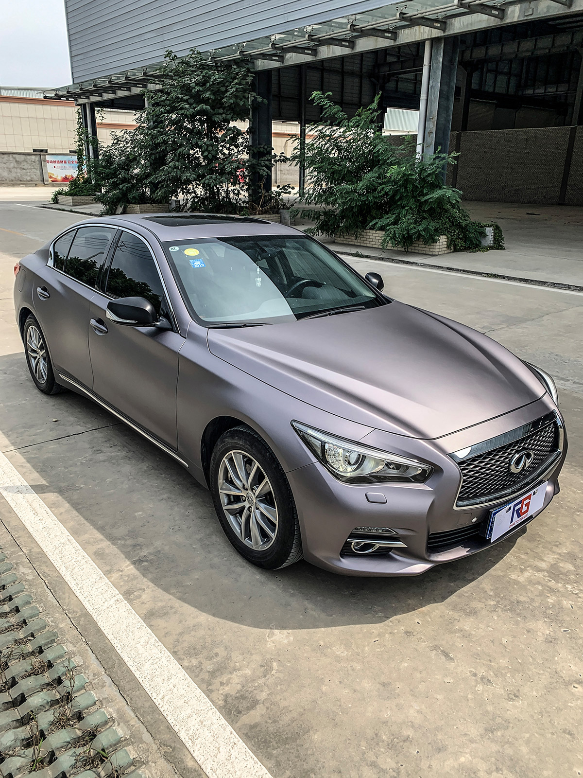 英菲尼迪q50车身改色钛金轨道灰 rg瑞集改色膜湖北襄阳店出品