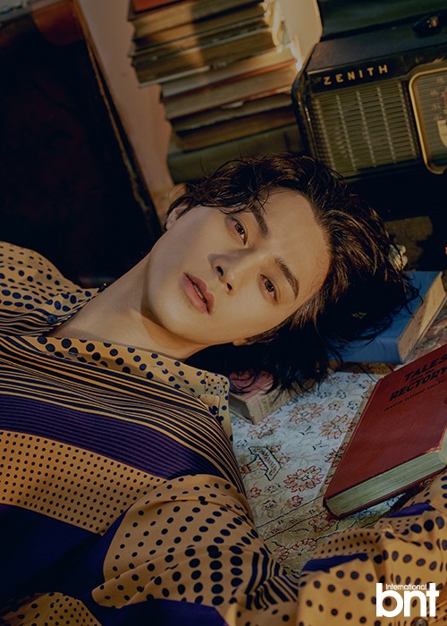 韩国艺人金智勋最新杂志写真曝光