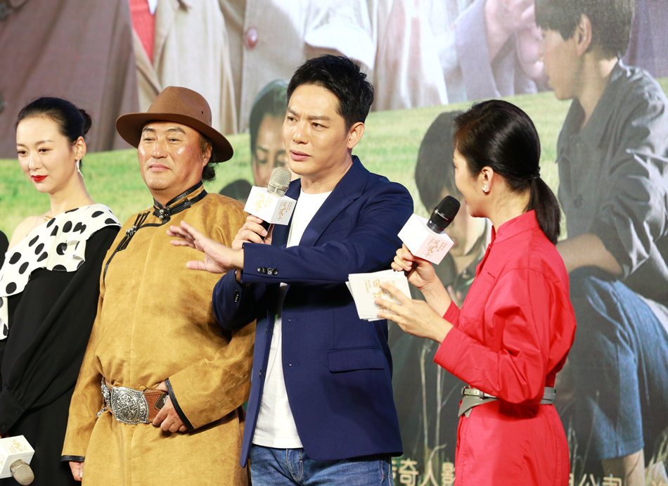 杨舒,霍尔查,傅程鹏