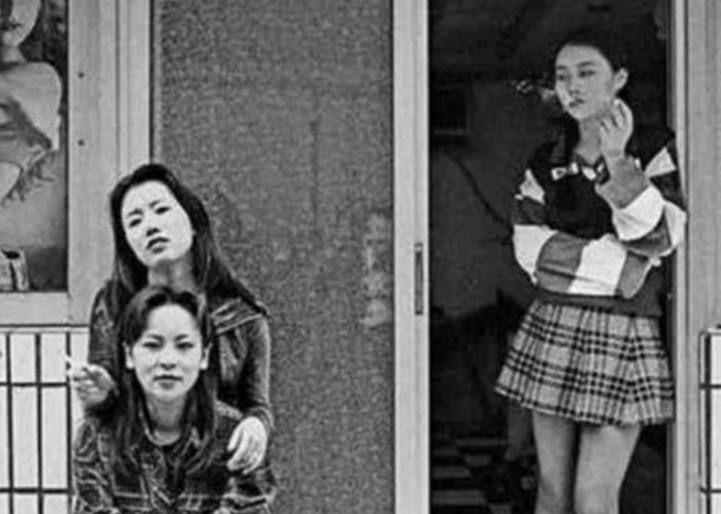 80年代中国老照片 图2是个大美女 最后一图是当时的高档会所