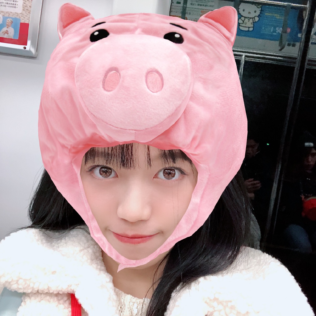 偶像美少女歌手snh48-易嘉爱迷人写真美照