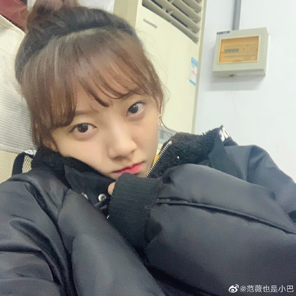 美女歌手演员范薇迷人写真美照欣赏_高清图集_新浪网