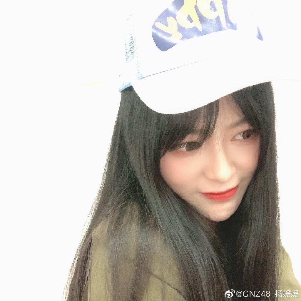 偶像美少女gnz48-杨媛媛迷人写真美照