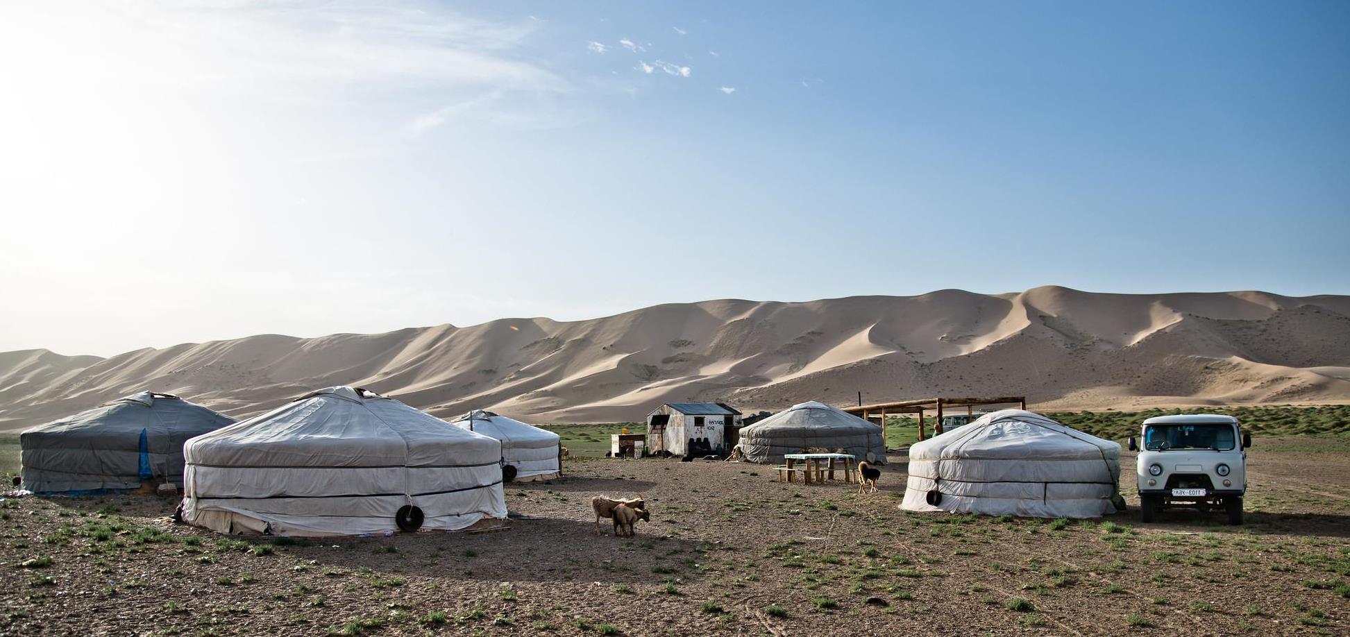 中国蒙古边界沙漠4个塔克拉玛干那么大游客不荒凉如天堂