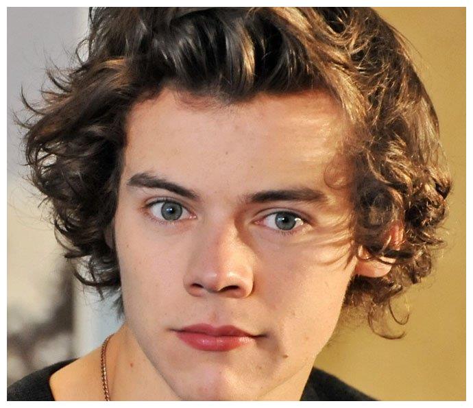 哈卷遭遇抢劫 详情经过曝光哈卷遇事反应很机智