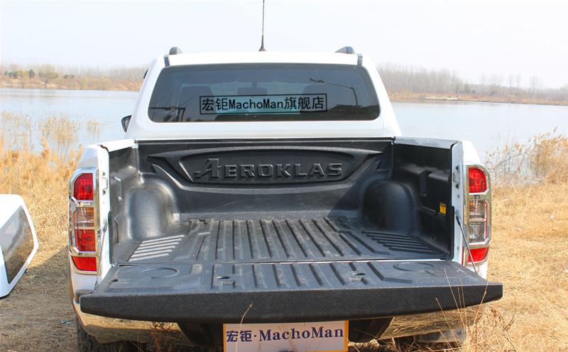 纳瓦拉改装后备箱盖 多一些豪华多一些舒适