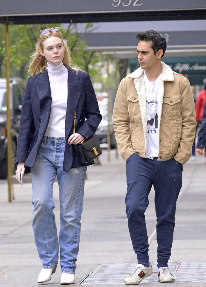 范宁 elle fanning 和绯闻男友出街,感觉合适么?