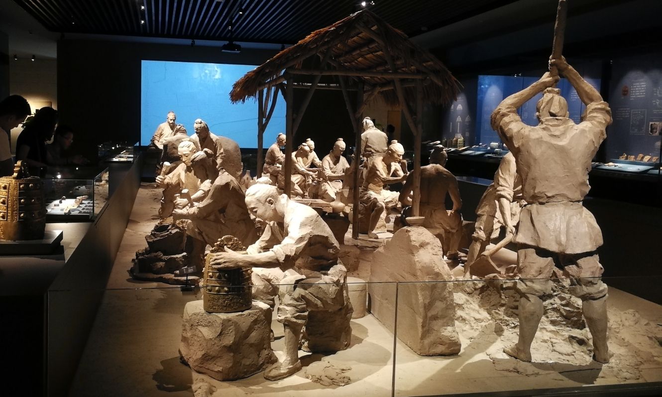 青铜编钟是怎样铸成的_高清图集_新浪网