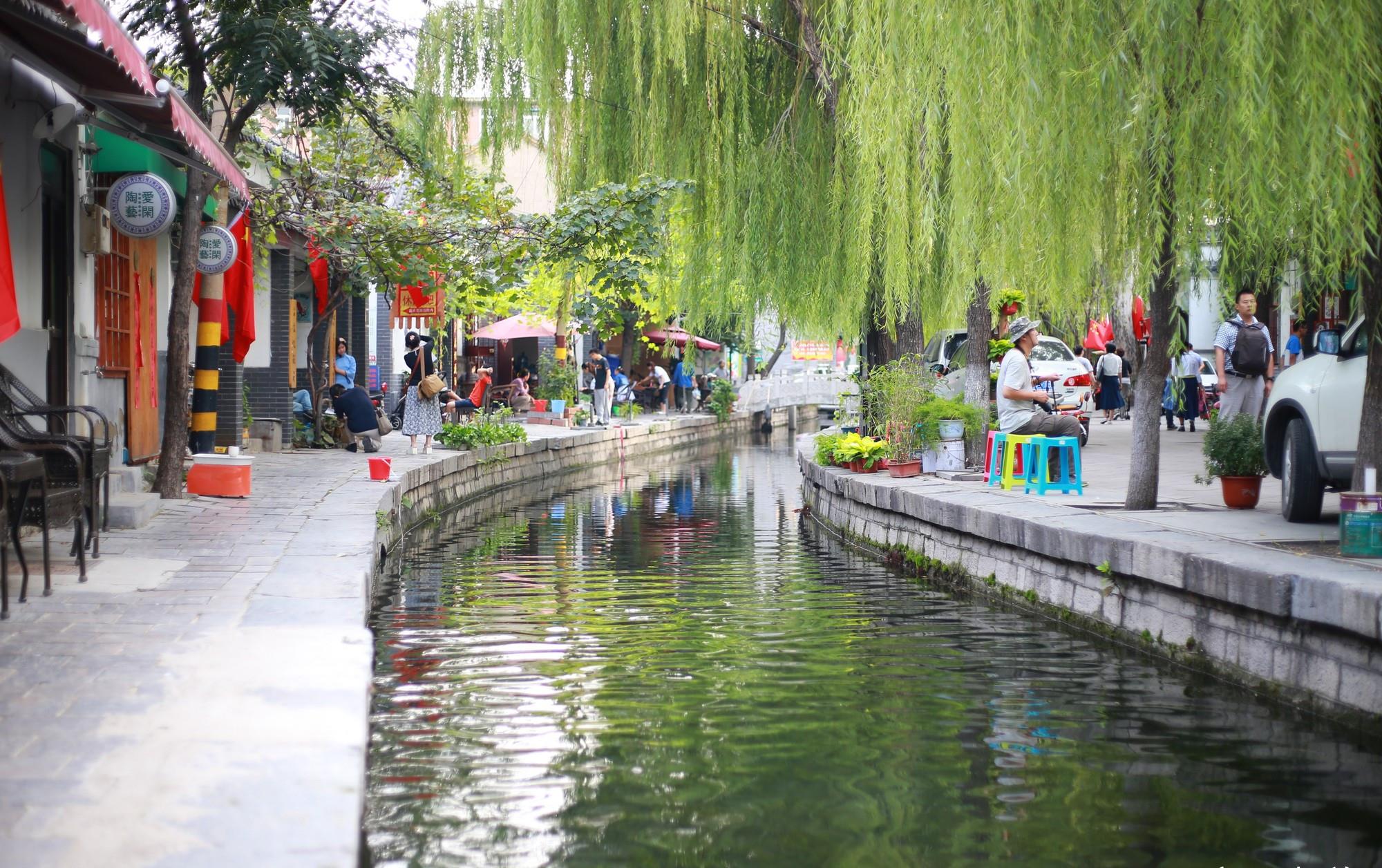 实拍济南曲水亭街风光,可以媲美丽江,大理