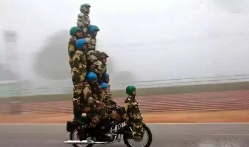 印度人开挂几个瞬间,看完都要怀疑人生了!开挂的人生不需要解释