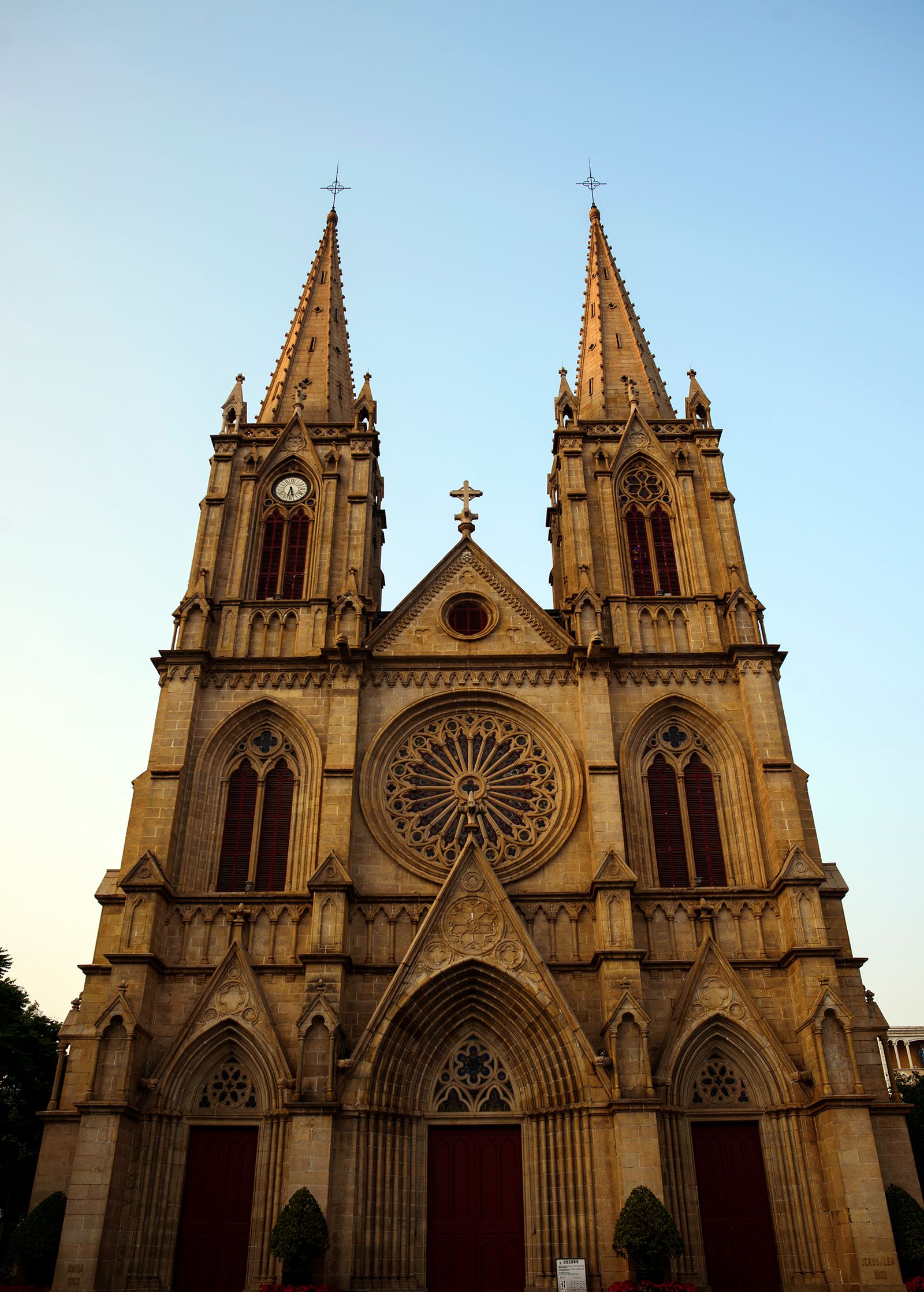 旅游风光摄影:广州石室圣心大教堂