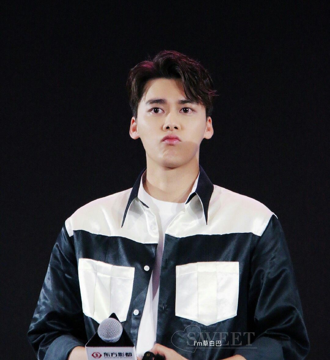 李易峰"嘟嘴"可爱到你了吗?