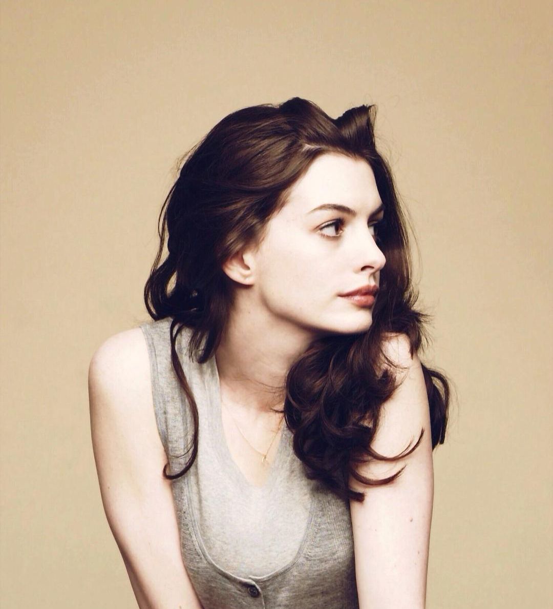 美国电影女演员 好莱坞甜心 女神级别的人物安妮·海瑟薇美图搜集